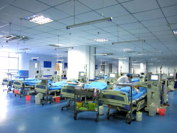 西南地區(qū)最大的血透中心 西南地區(qū)最大的血透中心